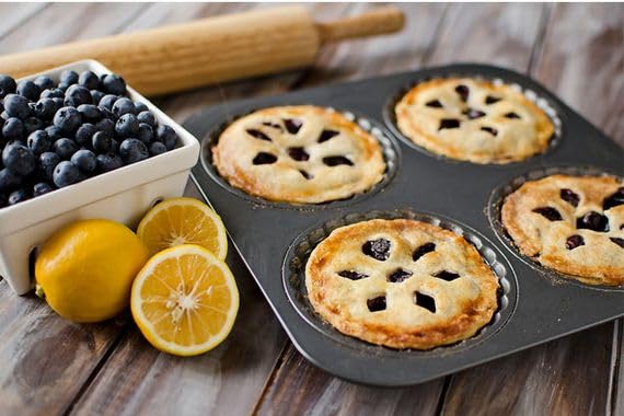 1 Dozen 12 Count Circle Biscuit Round 3 Inch Cookie Cutters from The Cookie Cutter Shop