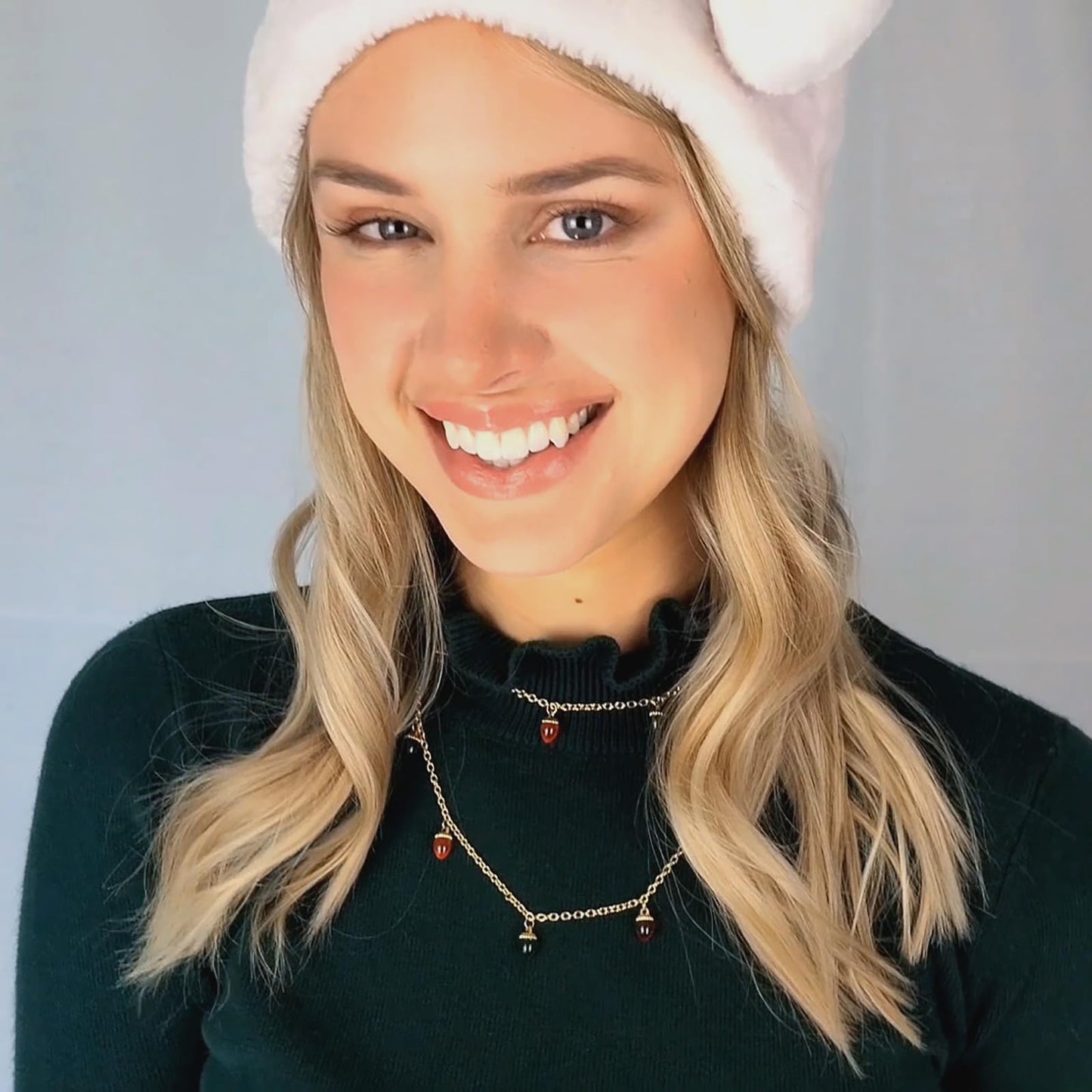 ENSKEFEN Christmas Light Necklaces for Women Colorful Long Christmas Light Bulbs Necklace Acrylic Xmas Necklace Holiday Jewelry