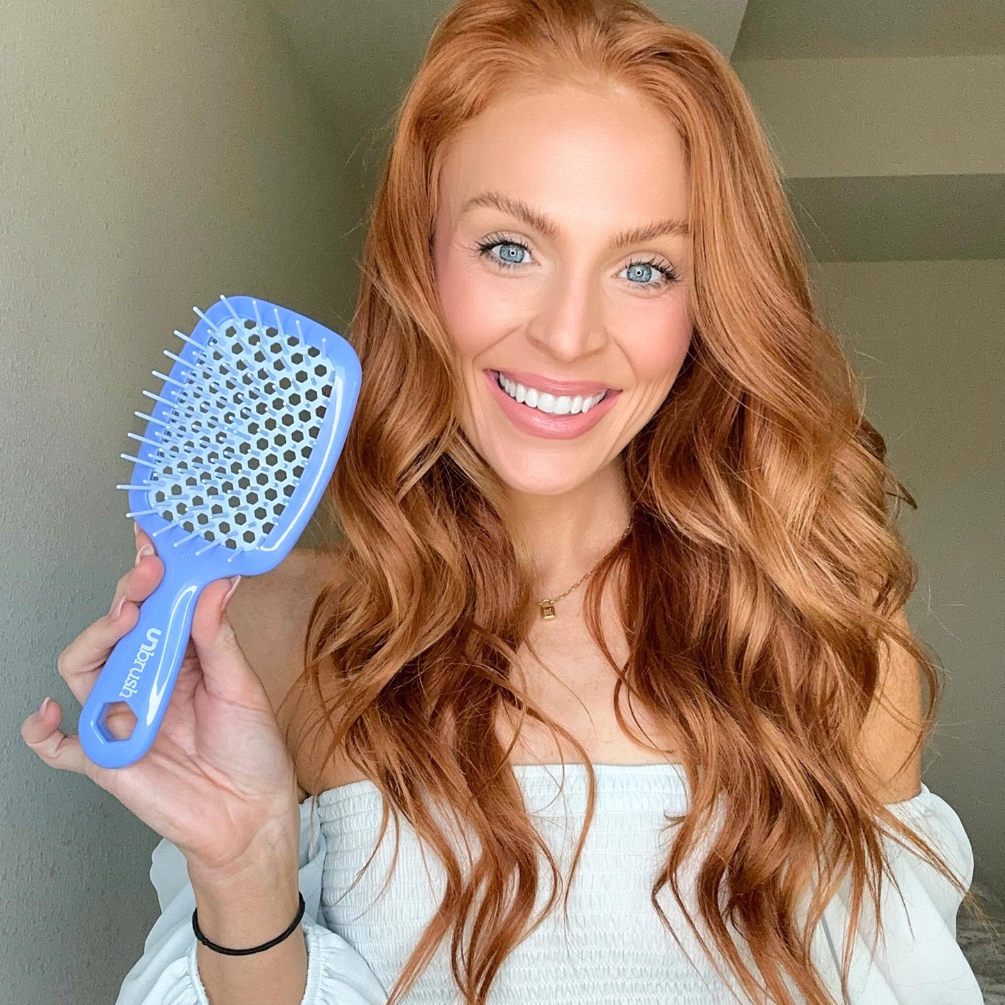 FHI Heat UNbrush Detangling Brush for Pain-Free Brushing on All Wet or Dry Hair Types — Durable DuoFlex Anti-Static Bristles, Lightweight Handle, Vented Hair Brush, Iris Dark Blue