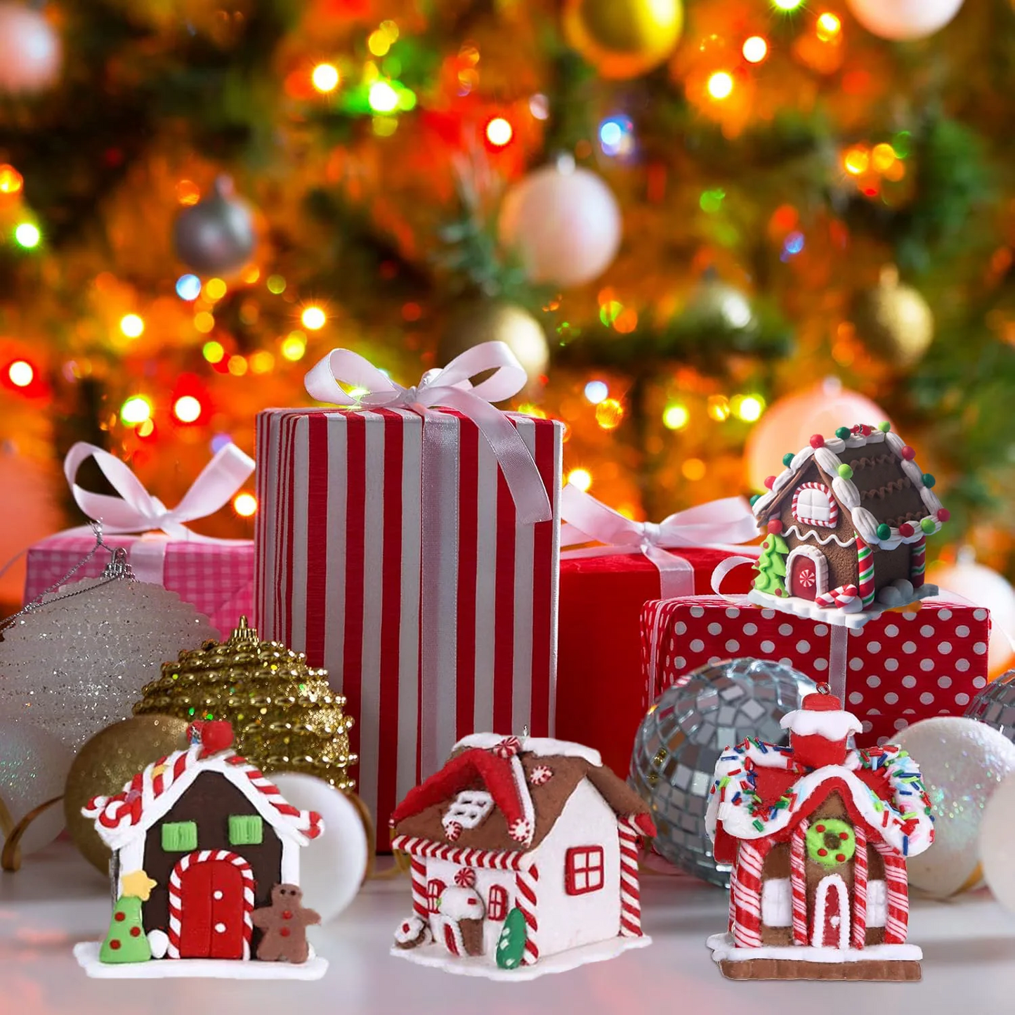 Gingerbread House Ornament Set