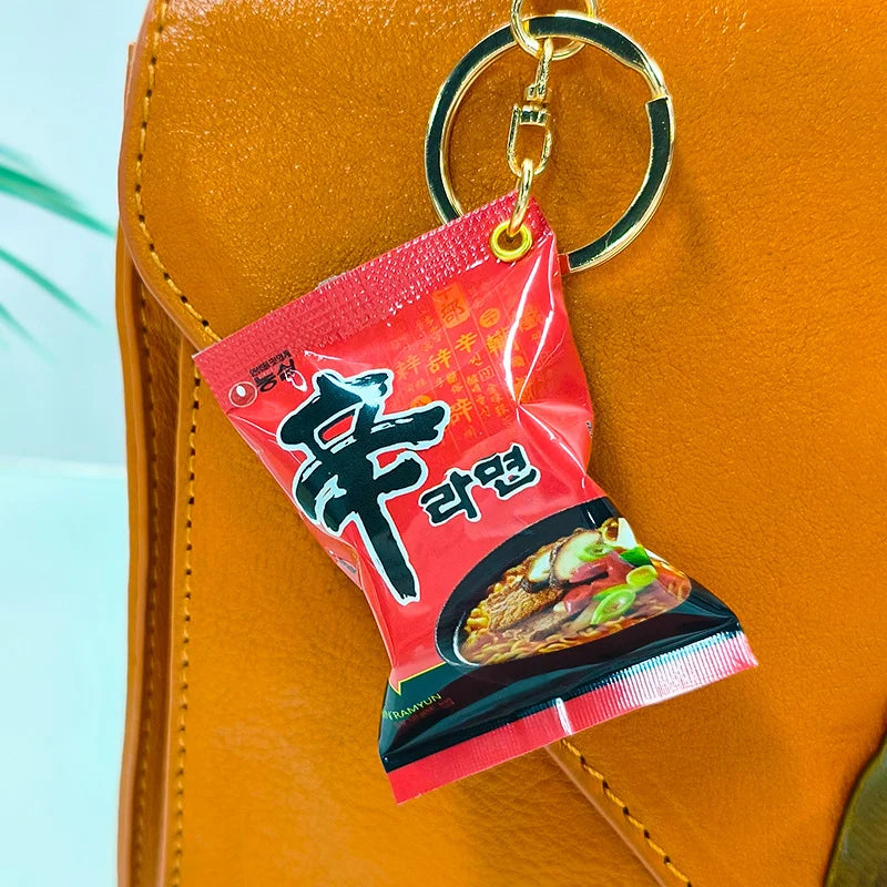 Simulation Instant Noodles Keychain