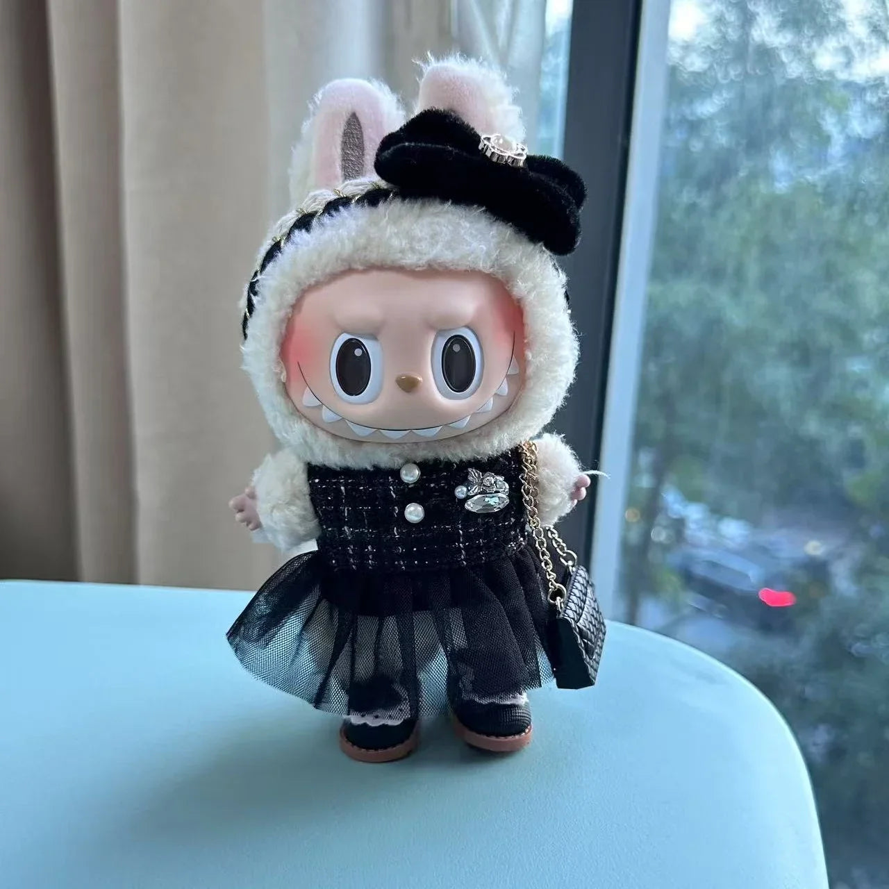 SeamosToys Black Camellia Labubu Clothes